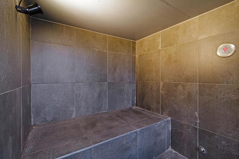 4 Bedroom Property for Sale in Green Point Western Cape